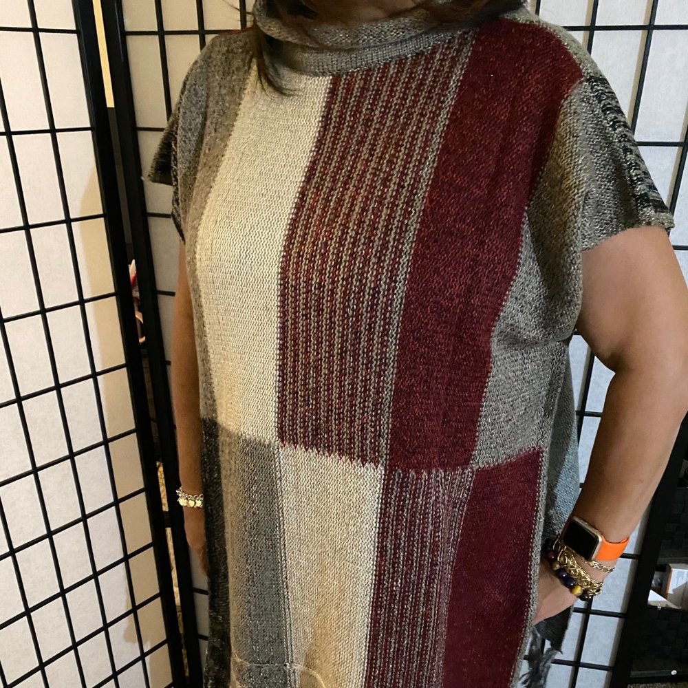 Brand New One size fits most, will fit up to a 2X Burgandy and Gray Poncho